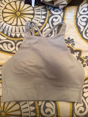 lululemon athletica High-Neck Sports Bralette in Light Grey- New WITHOUT TAGS, 8